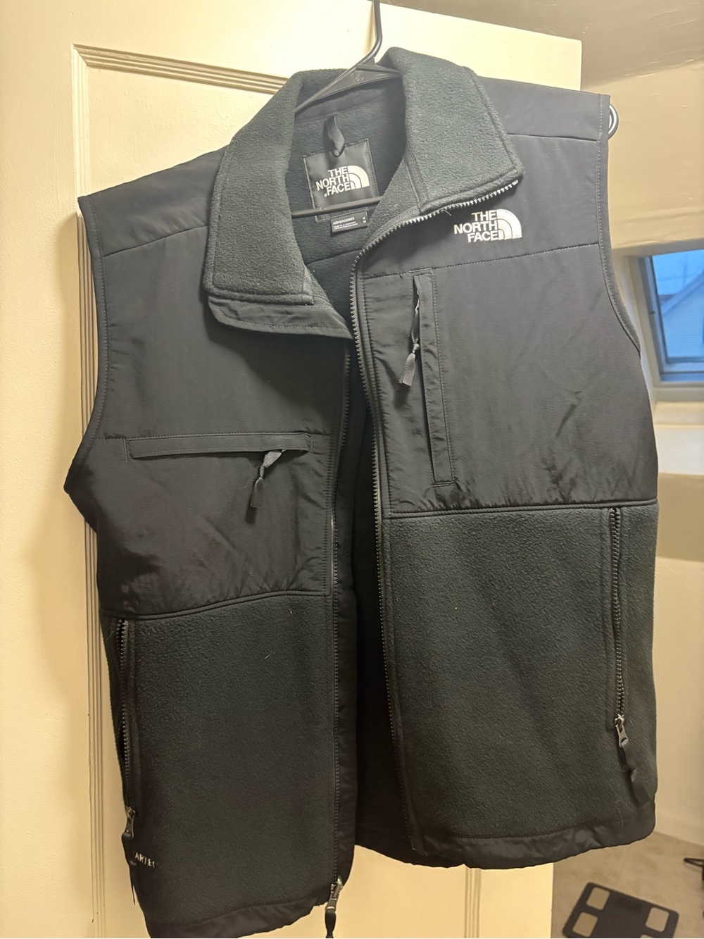 The North Face Black Men's Fleece Hybrid Vest
